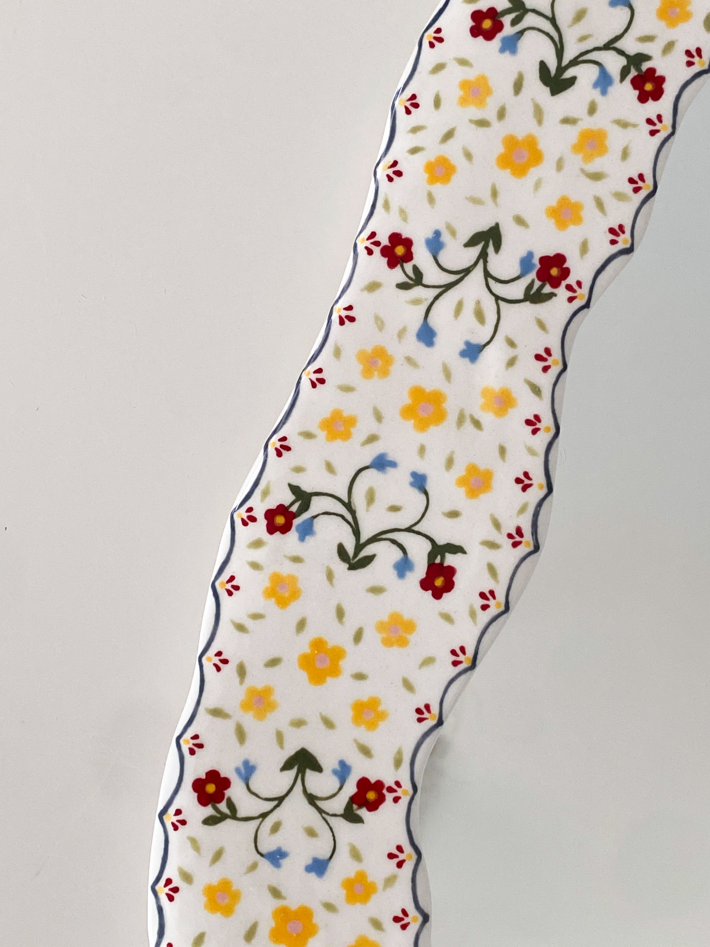 مرآة حائط